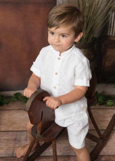 Białe ubranko do chrztu dla chłopca