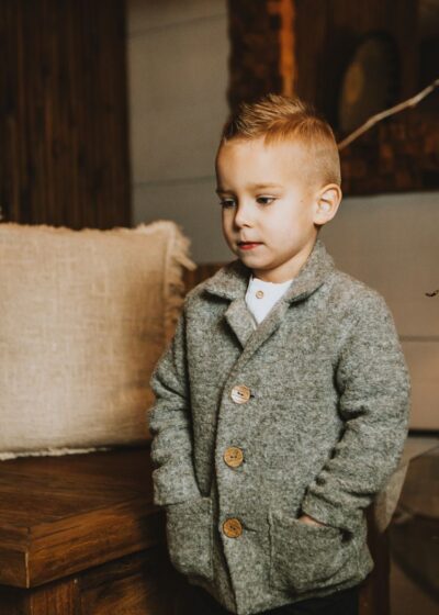 Grey elegancki płaszcz wełniany dla chłopca szary
