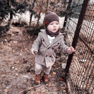 Płaszcze chłopięce na jesień – świetna alternatywa dla kurtki